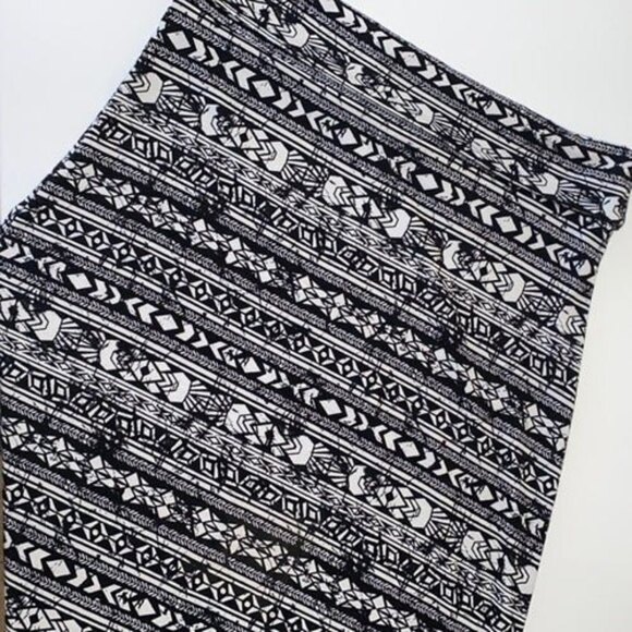 Tan & Black Aztec Full Length Maxi Skirt - Picture 2 of 3